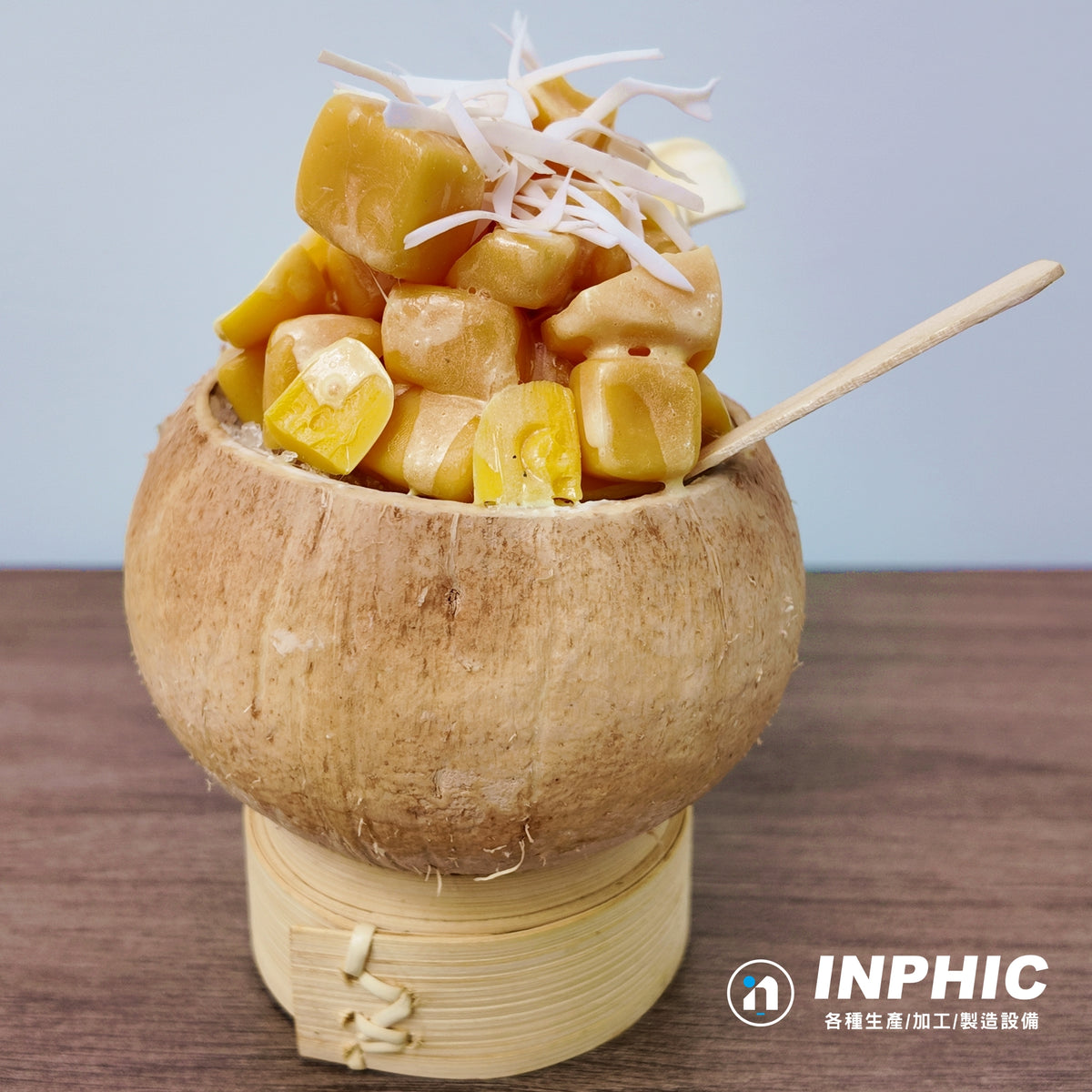 INPHIC-台灣食物模型專家 【刨冰甜點模型-椰子芒果椰絲冰模型】百貨美食街模型專業訂製  餐廳菜色模型 小吃食物仿真模型 高度還原1:1食物模型 櫥窗展示食物模型 美味食物模型