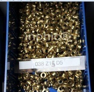 INPHIC-S錐齒輪 傘齒輪 0.6模數 15齒 內徑是5 黃銅定做加工