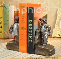 INPHIC-歐美鄉村男女孩情侶書靠書檔書立 田園風書房工藝裝飾品擺飾擺件