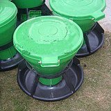 INPHIC-商用 營業 保育小豬槽仔豬乾濕飼料槽小豬補料槽塑膠小豬槽食物槽畜牧業