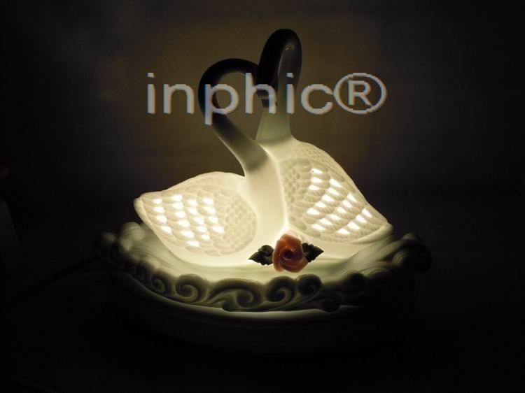 INPHIC-雙天鵝陶瓷燈調光檯燈 雕花鏤空 燈 促銷
